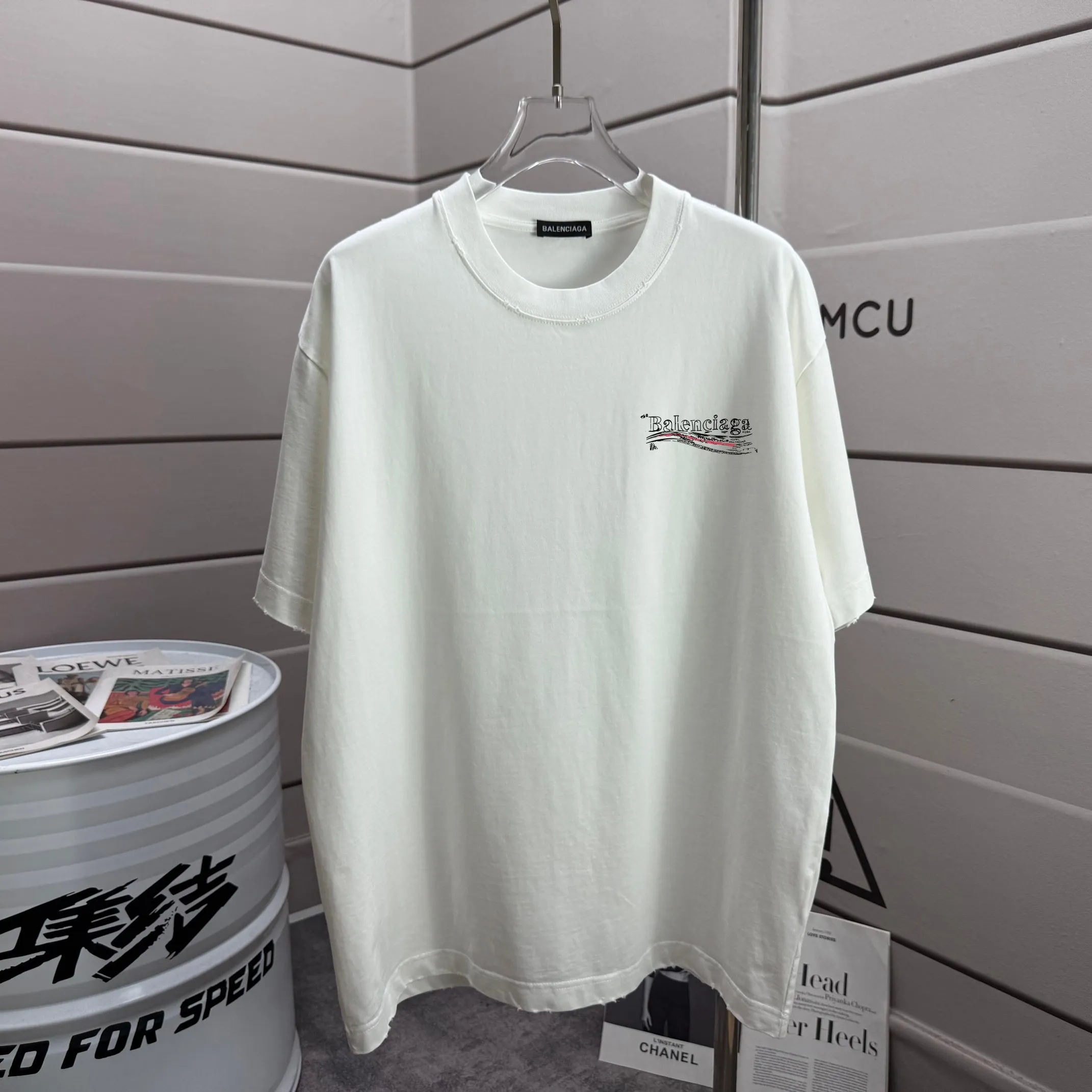 # * Balenciag*2026 New Arrival 320 tee Same Style : Size :S M L XL XXL Size： S （90-130 ） M （120-150 ） L （140-165 ） XL （160-180 ） XXL （180-210 ）